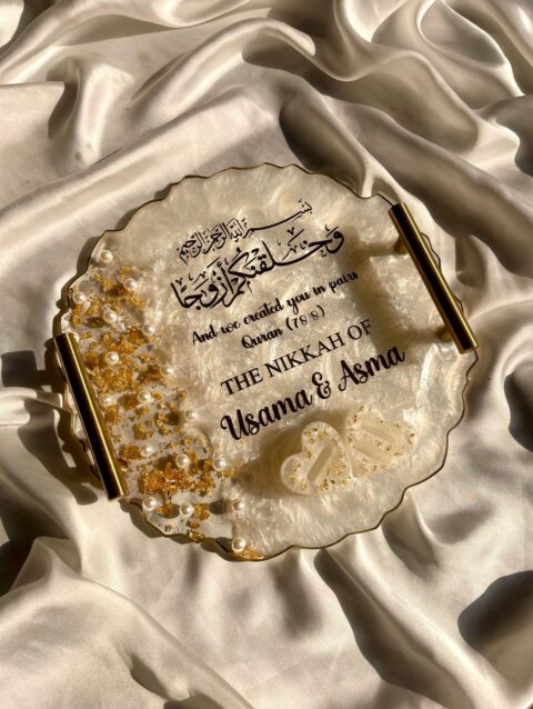 Pearl Gold Flakes Tray with heart ring holders