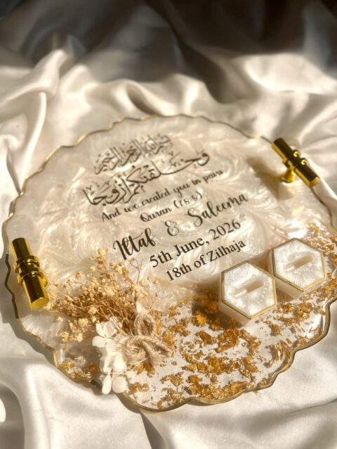 Bouquet Gold Flakes Ring Tray with handles
