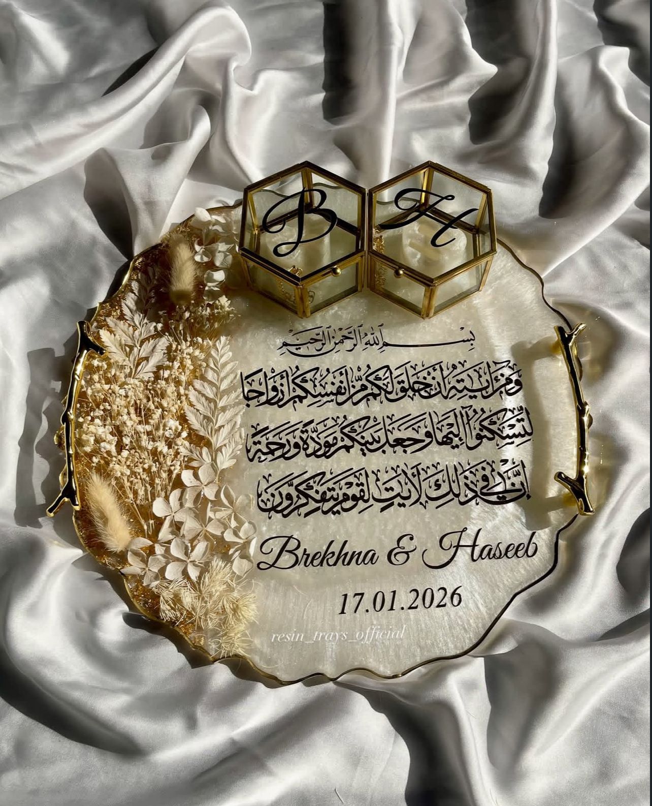 Largest white ' Gold Dried floral Ring Tray with Glass Ring boxes