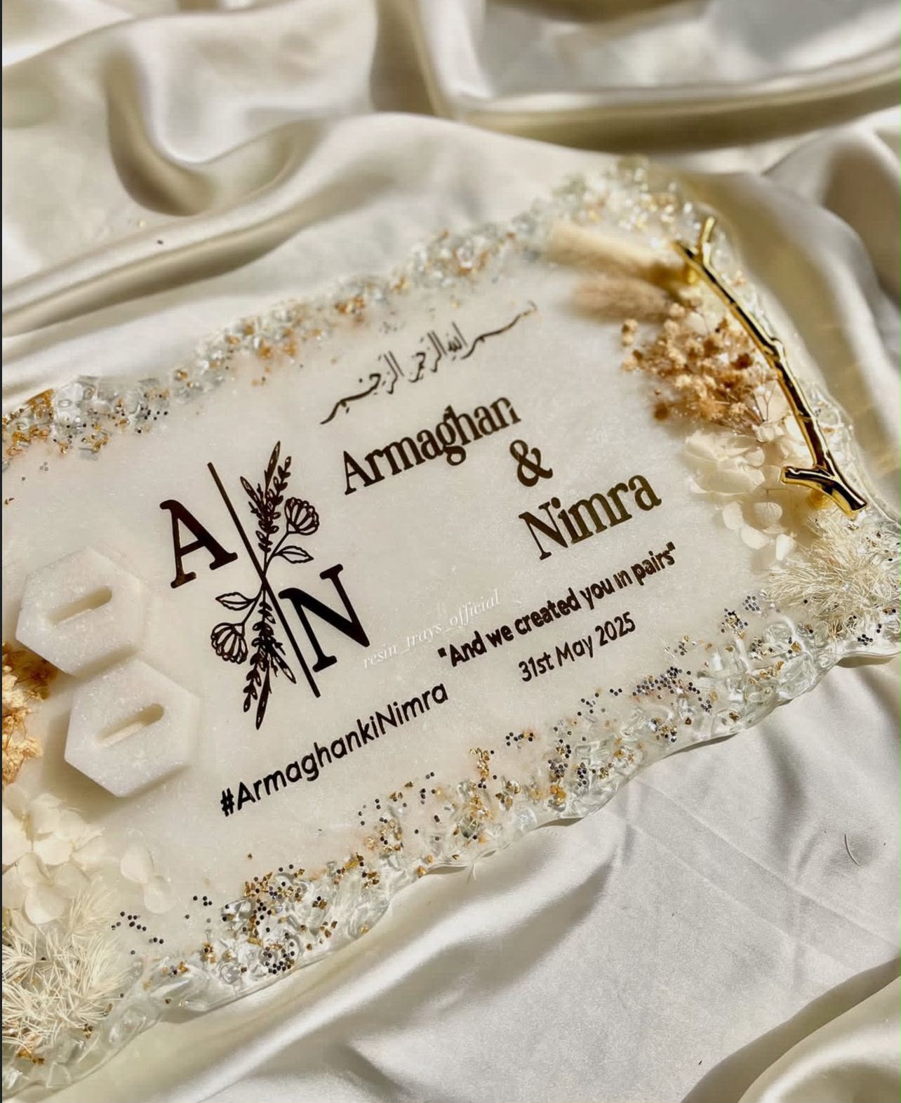 White Floral Ring Tray with logo ' stone boundary - Image 2