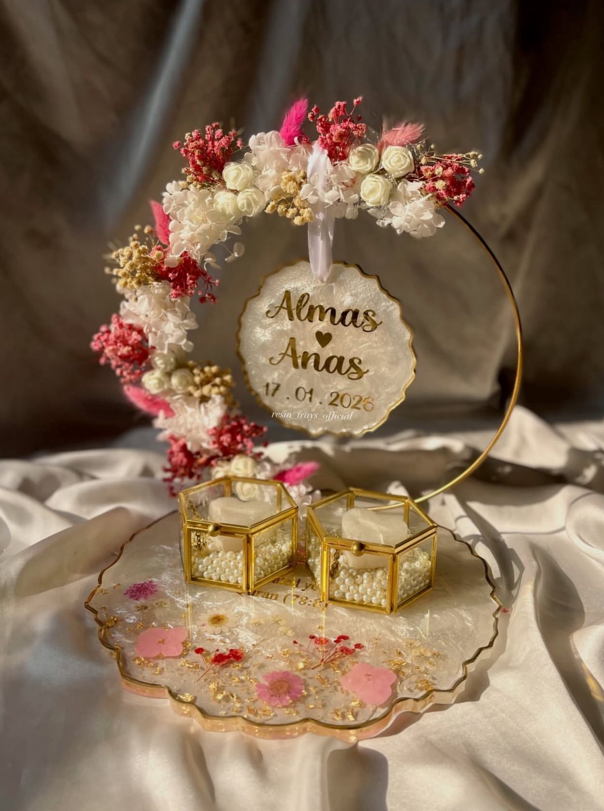 Pink theme Detachable Double Layer Floral Ring Platter with Glass Ring Boxes